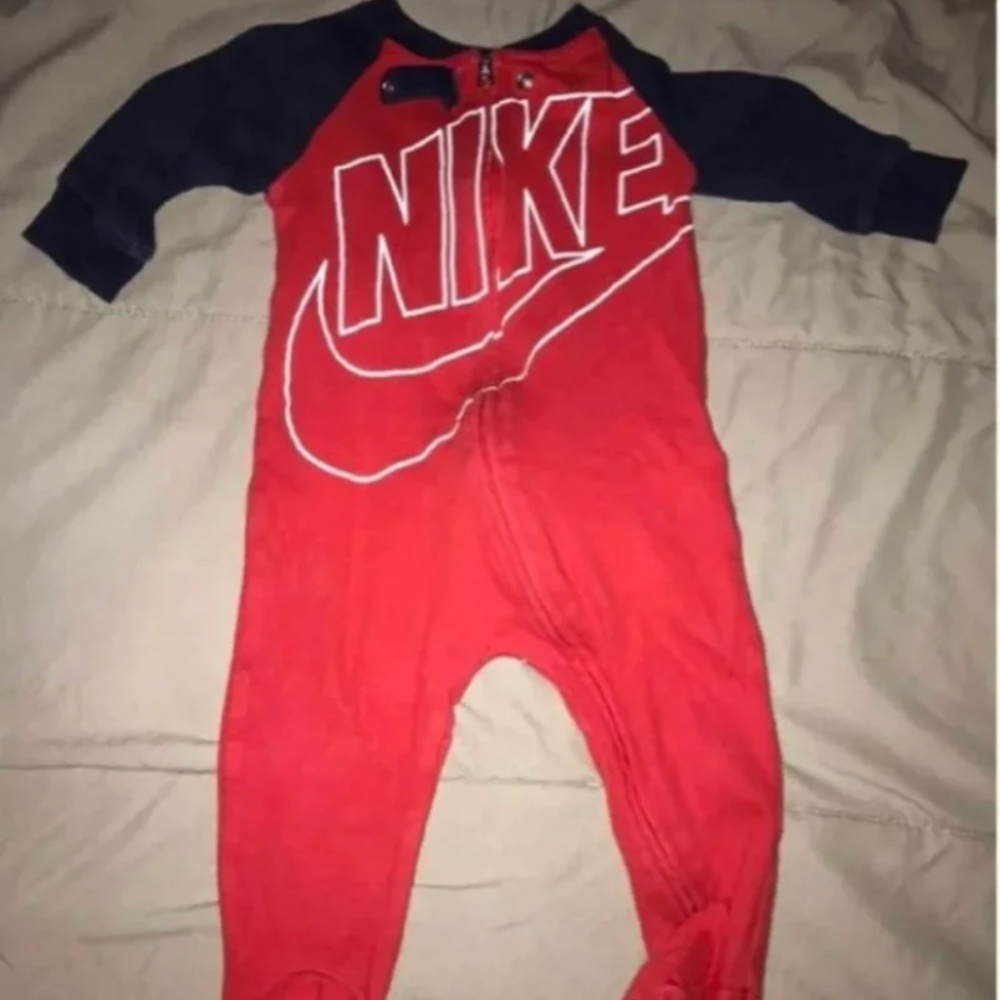 Nike sleeper